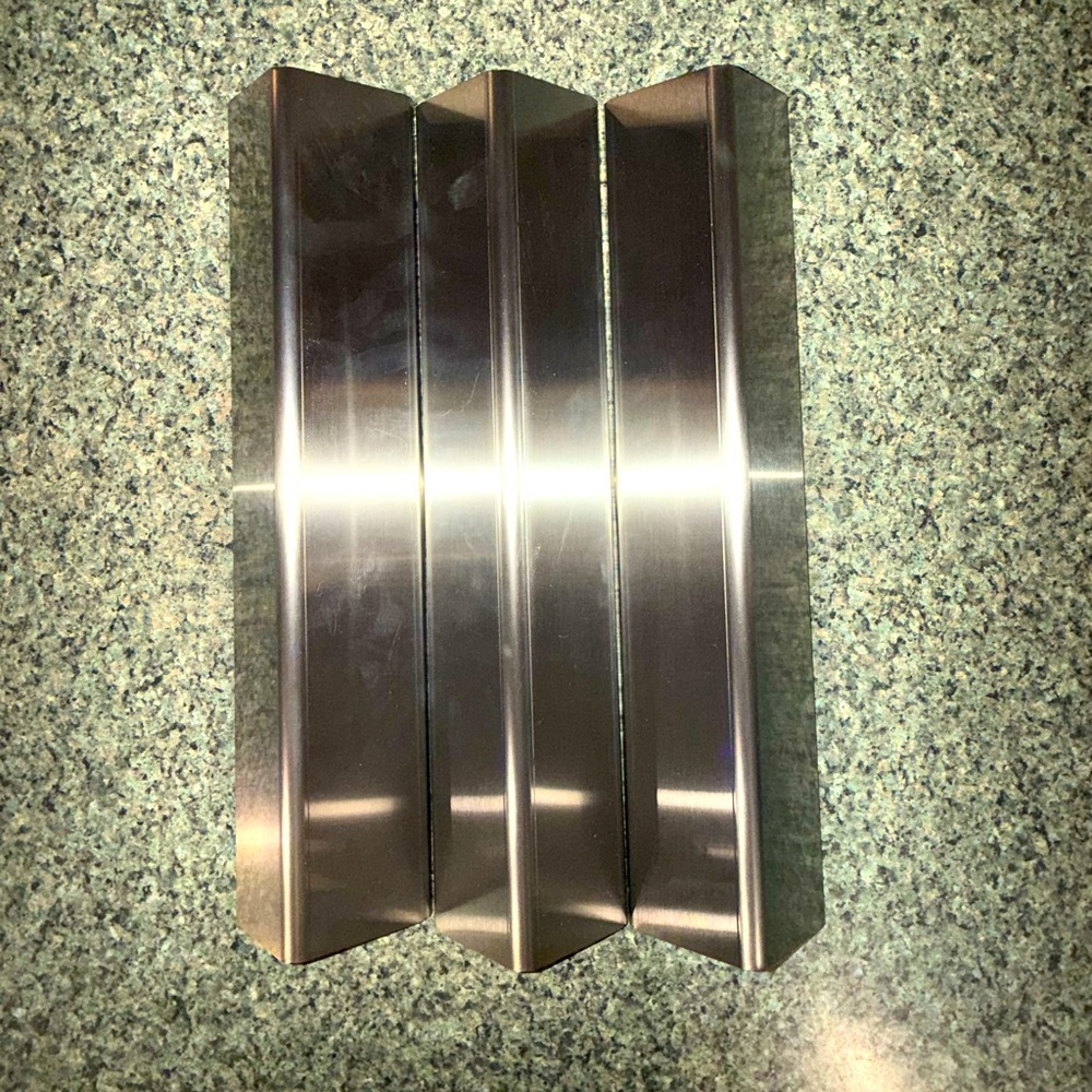Weber Replacement Flavorizer Bar + Triangle Set